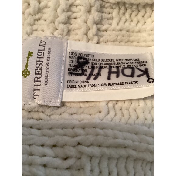 Threshold white cable stitch throw blanket - Picture 3 of 4